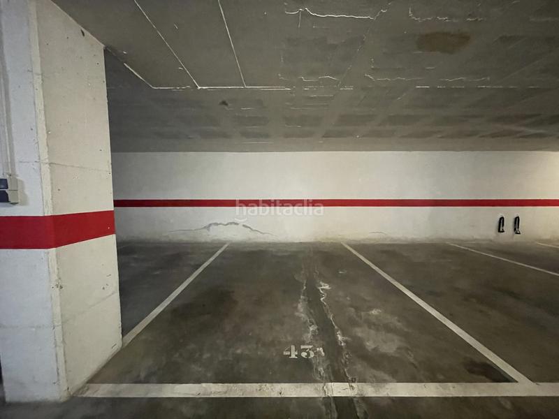 Foto 26d33436-4eeb-4880-aabf-8369757efbe6. Aparcament cotxe a La Devesa Girona