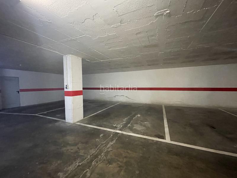 Foto 2ffb9a08-9668-4967-b5b8-10cbef726879. Aparcament cotxe a La Devesa Girona