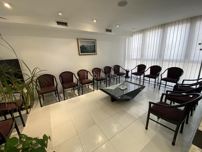 Foto 33bf1bdc-bcf8-4717-8572-0dc416c99b49. Office space with heating in Eixample Nord Girona