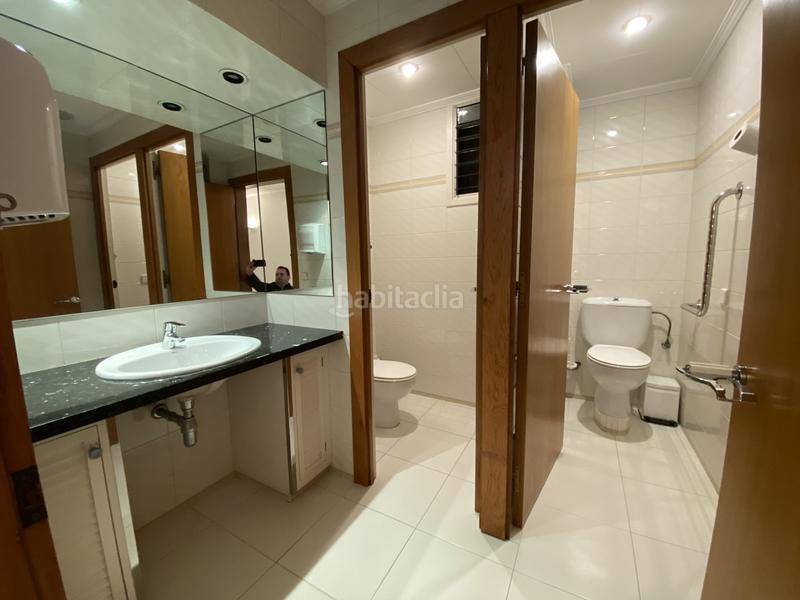 Foto c1d7f6b3-b988-4ff7-b036-9b6fe34fc88e. Office space with heating in Eixample Nord Girona