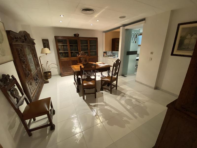 Foto c9e99c39-83f4-487f-9f02-6ca945e1815d. Office space with heating in Eixample Nord Girona