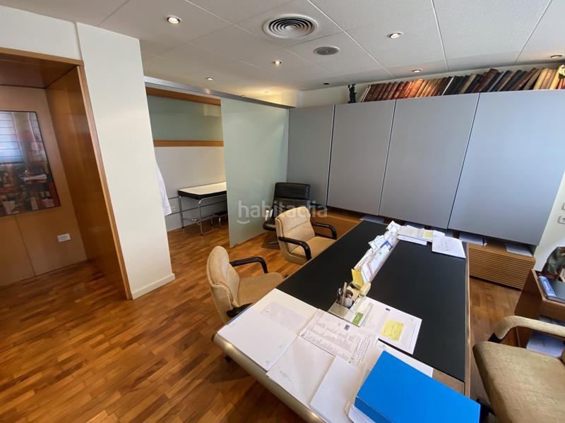 Foto d66ce040-9bd9-43c8-b225-4547e0aef325. Ufficio con riscaldamento in Eixample Nord Girona
