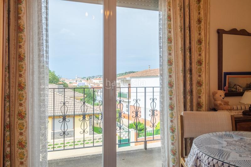 Foto e7687f5c-4a95-4b3d-a805-d2357308eb40. House with heating parking in Montilivi Girona