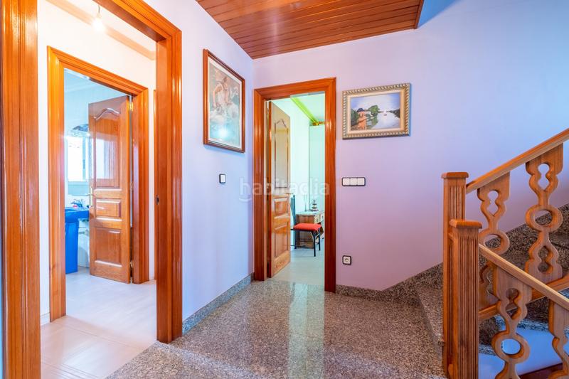 Foto f154135a-1064-46dc-b309-0025decd1d87. House with heating parking in Montilivi Girona