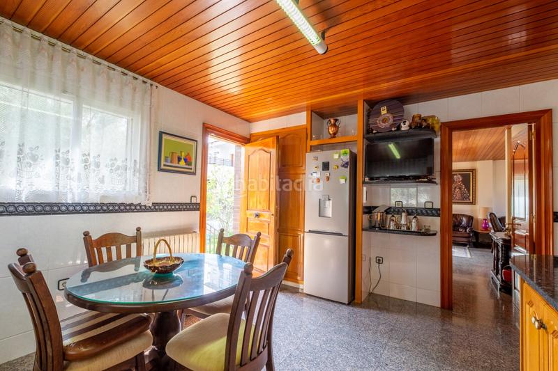 Foto f8852146-c935-4927-b80d-345b554590d2. House with heating parking in Montilivi Girona