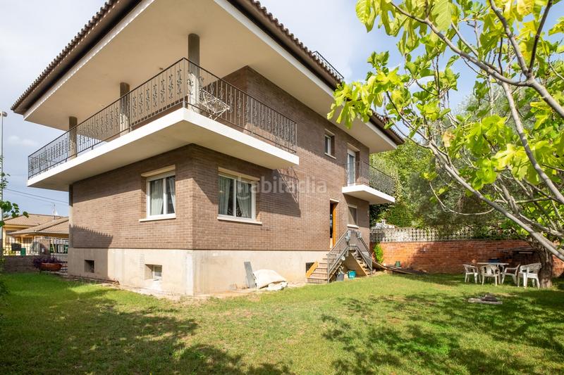 Foto fb02a46c-9237-4e67-8e62-c44cca14c686. House with heating parking in Montilivi Girona