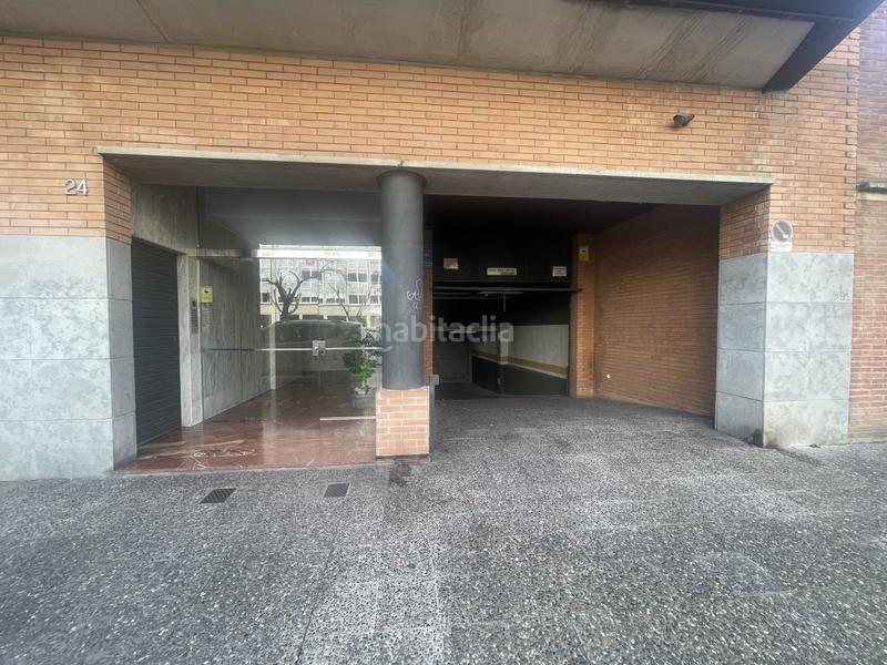 Foto 13ab86a5-95b1-457c-810a-d313957d6a36. Parking coche en Eixample Sud-Migdia Girona