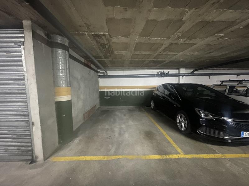 Foto d009d58e-0c44-47d6-8049-063cdf94f419. Parking coche en Eixample Sud-Migdia Girona