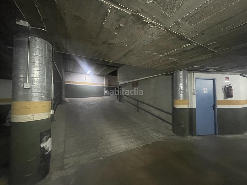 Foto e881d517-2139-4964-99e4-e00bd57c67ae. Parking coche en Eixample Sud-Migdia Girona
