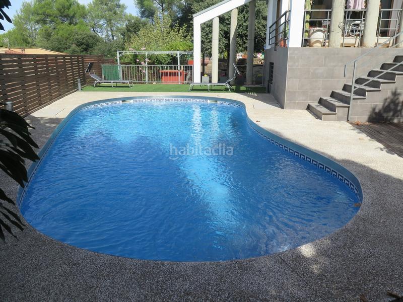 Foto 2cb27097-c0f5-4908-8e07-eb1988691a7b. Casa con riscaldamento parcheggio piscina in Montjuïc Girona