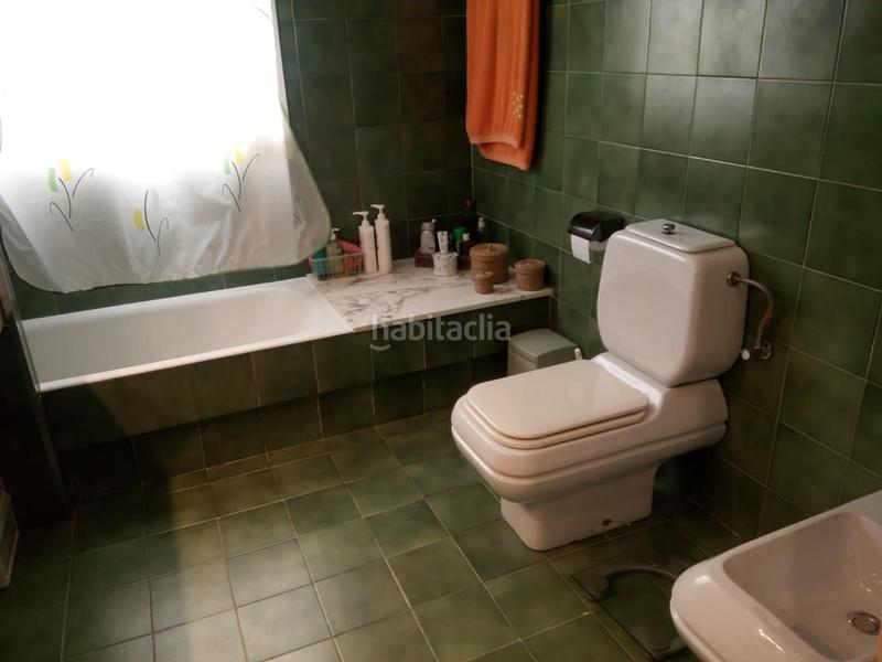 Foto 5449d026-3345-46f9-a66c-1610058cc721. Casa con riscaldamento parcheggio piscina in Montjuïc Girona