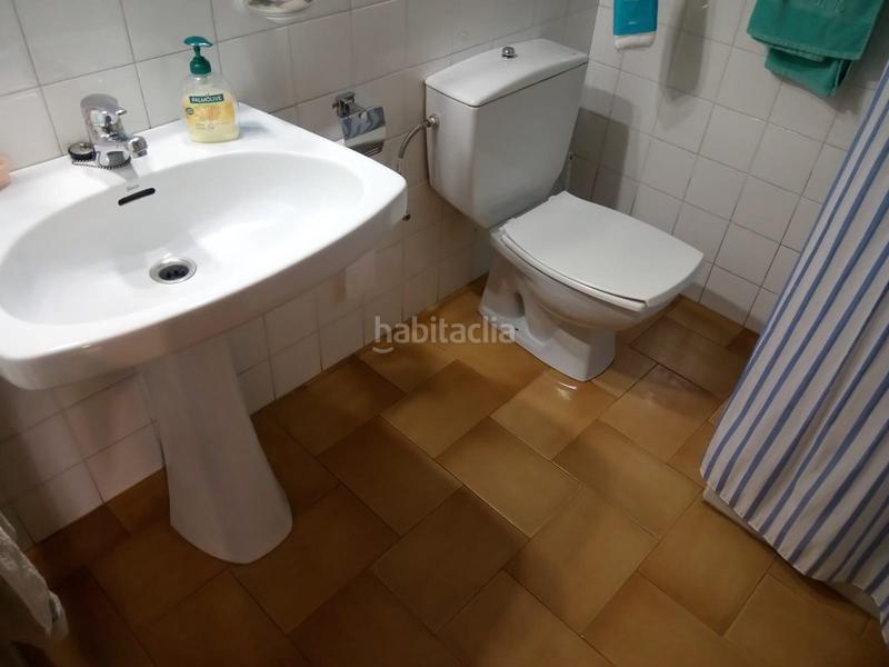 Foto b6986d52-68c8-4a5d-8e04-b3e696781a94. Casa con riscaldamento parcheggio piscina in Montjuïc Girona