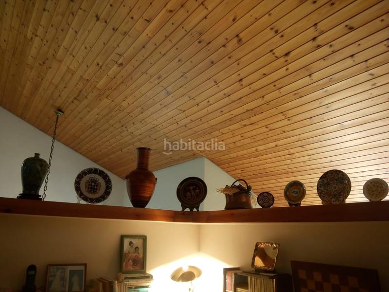 Foto cd5ac0ed-3412-4093-82e4-527dd97a4a82. Casa con riscaldamento parcheggio piscina in Montjuïc Girona