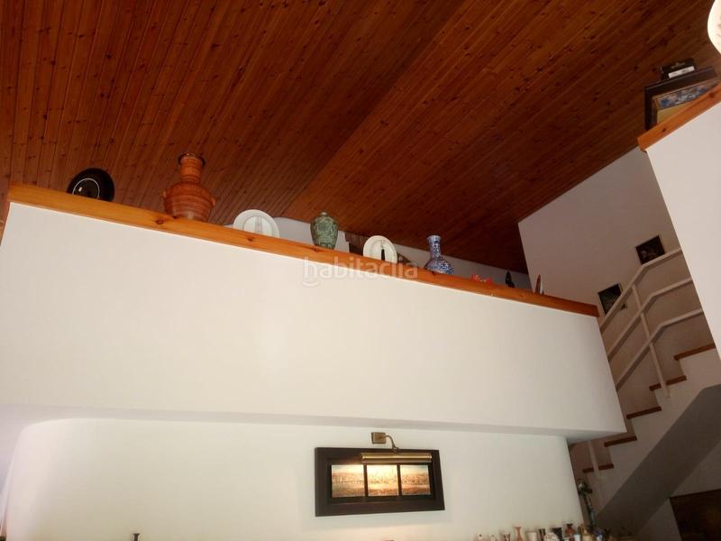 Foto d8660e15-7881-4c53-b51a-3e7ca5ea9d84. Casa con riscaldamento parcheggio piscina in Montjuïc Girona