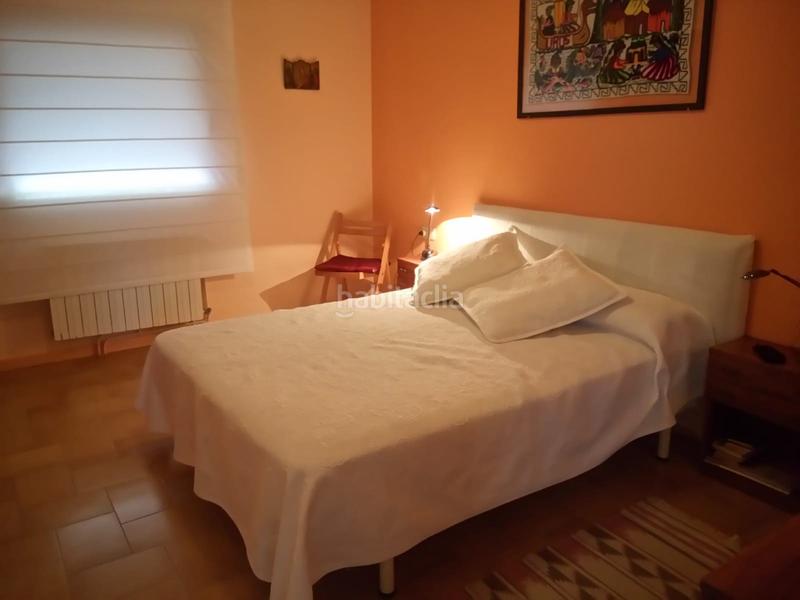 Foto fe6c521d-43e0-45b6-92e0-a5a1a0470dbb. Casa con riscaldamento parcheggio piscina in Montjuïc Girona