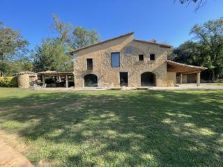 Masia  Cornella de terri
