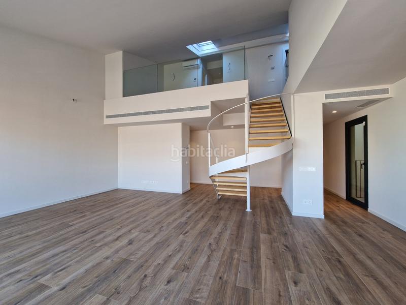 Foto 085e0cbb-8779-4a49-947e-96dc0fa3bda9. Ático en Eixample Nord Girona
