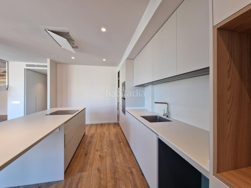 Foto 0e75d991-018d-41f7-886a-107c3c208f26. Penthouse with heating in Eixample Nord Girona