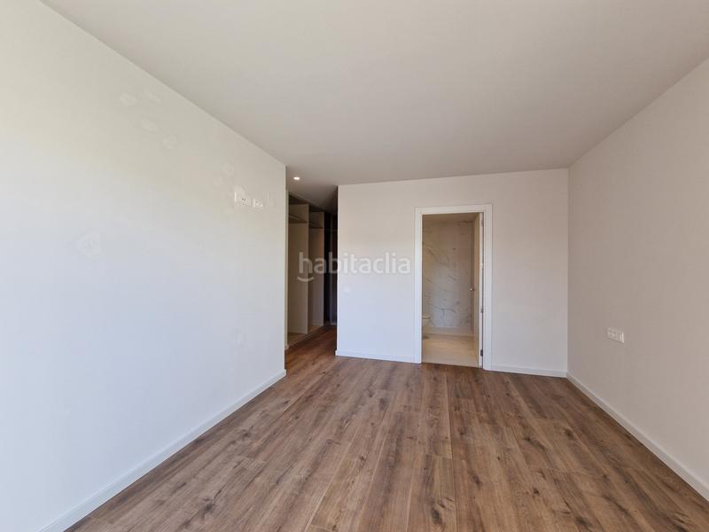 Foto 95f247ac-6f4b-4941-9754-912b20b1ef34. Penthouse with heating in Eixample Nord Girona