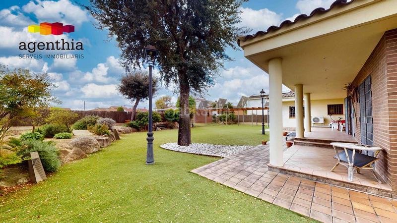 Foto 37be7780-9de8-4ba0-8bb1-436599260960. Casa con riscaldamento parcheggio piscina in Sils
