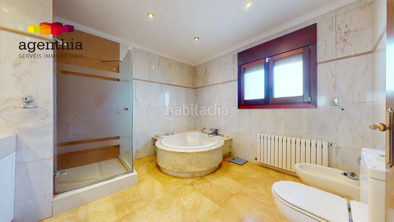 Foto 4e860150-0e32-4c7f-b25f-a11d3e7676b1. Casa con riscaldamento parcheggio piscina in Sils