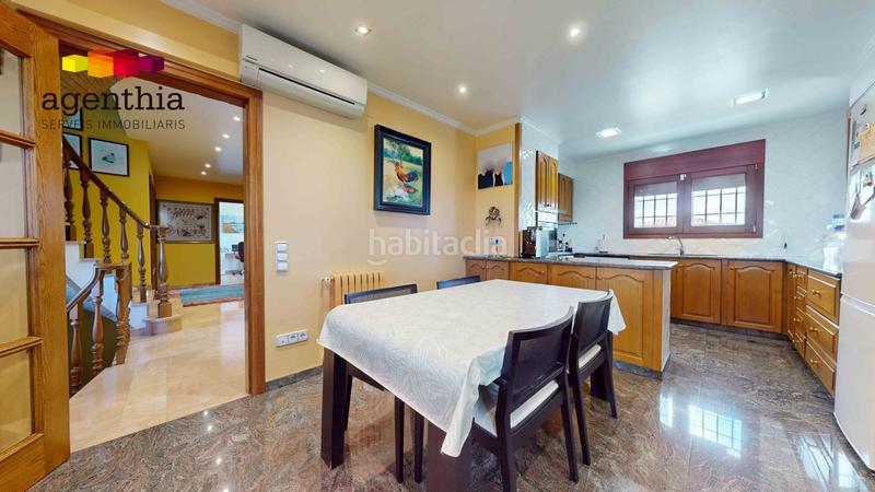 Foto 75cd07f6-e35d-4249-a46d-1a7c1d3416ac. Casa con riscaldamento parcheggio piscina in Sils