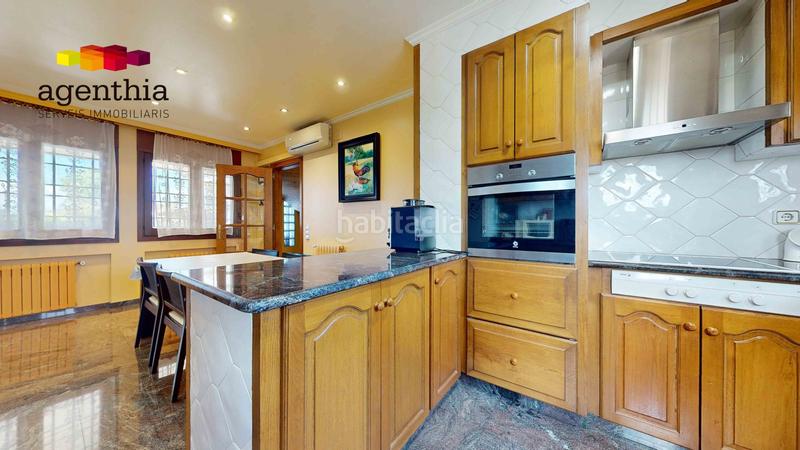 Foto 7b8ae9e6-b2a2-4af3-8af0-510be164fb79. Casa con riscaldamento parcheggio piscina in Sils
