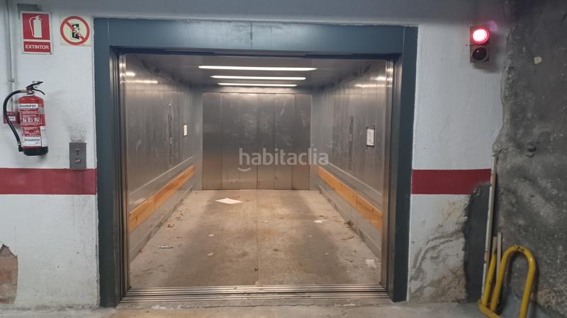 Foto 5fcf3803-256b-42d6-8118-ac32476ee21a. Parking coche en Eixample Nord Girona