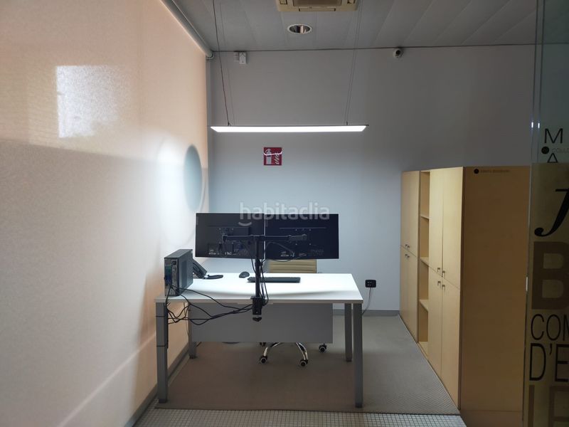 Foto 6d09c65d-1e81-46a4-beb8-e29ac4bd382e. Local comercial a Eixample Sud-Migdia Girona