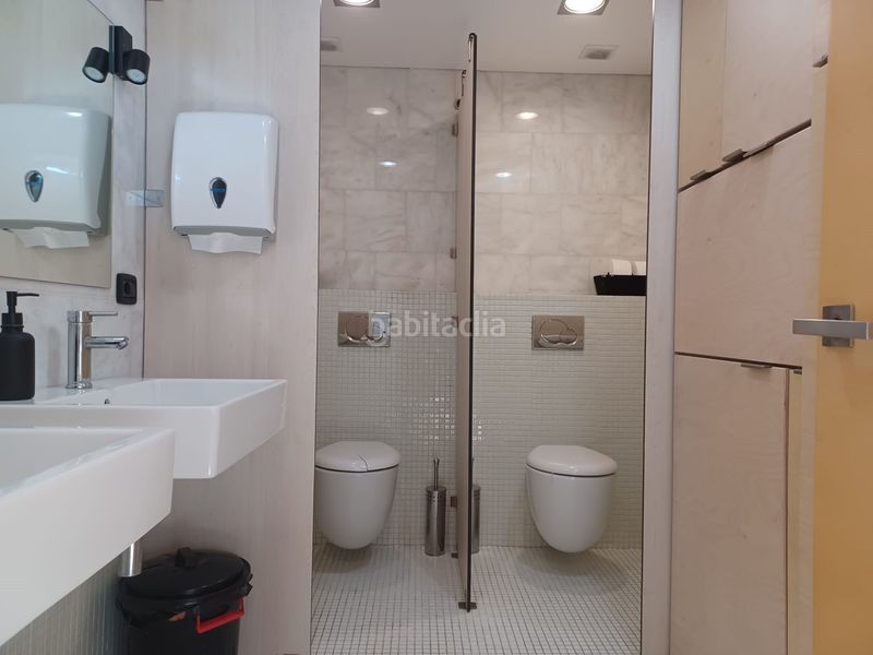 Foto c491af91-9e1c-4fba-94f5-dbf472cb84da. Local comercial a Eixample Sud-Migdia Girona