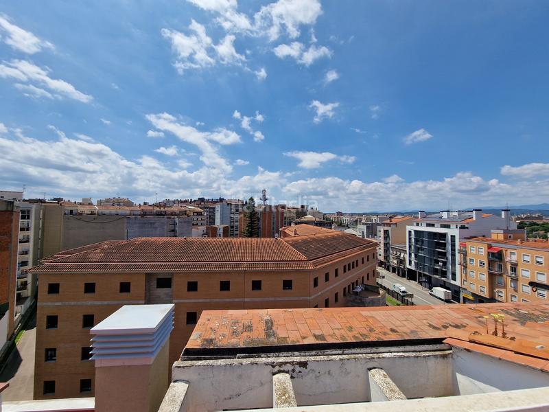 Foto 726baebe-a9b9-4f9f-a8f7-08051dacb43e. Àtic a Eixample Nord Girona