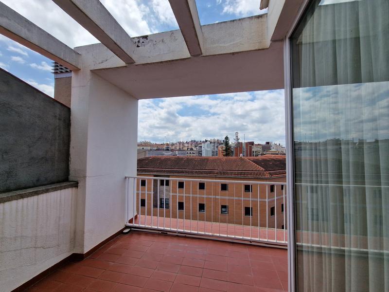 Foto 5cb171d4-6faf-4724-95be-8691fd1d73d4. Penthouse with heating in Eixample Nord Girona