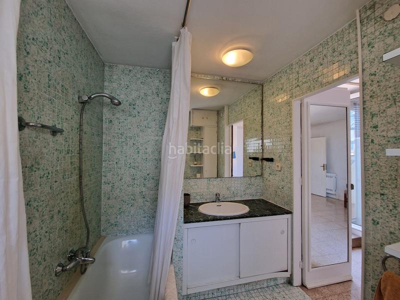 Foto 823b1f31-0dfd-4749-864f-167ccec83ef1. Penthouse with heating in Eixample Nord Girona