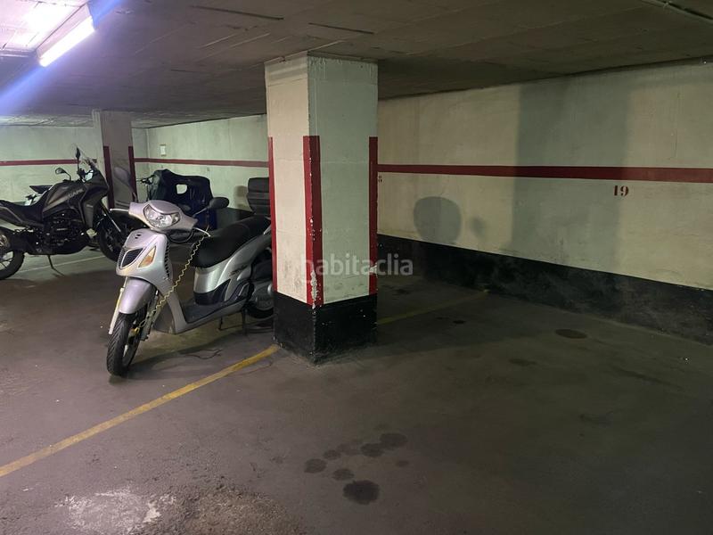 Foto 21f2f3ce-ce09-4c52-b107-ffb930292695. Car parking in Eixample Nord Girona