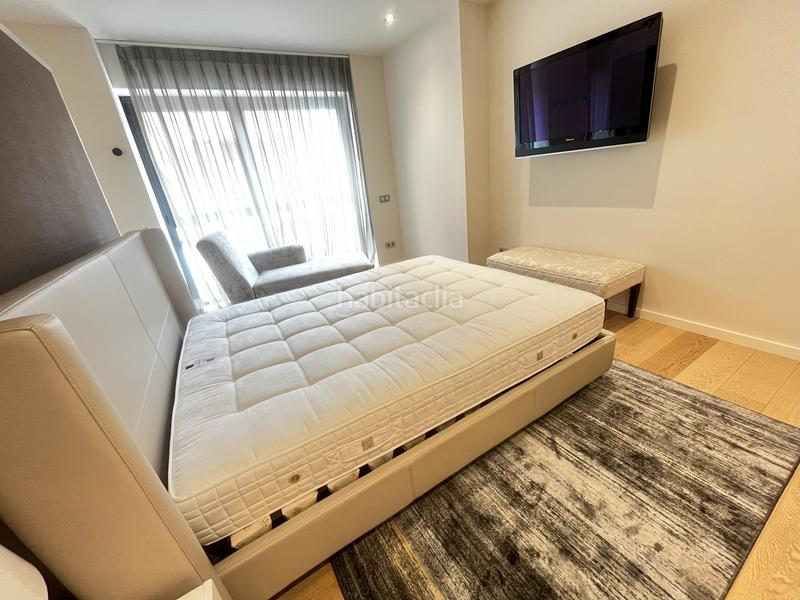Foto 27b5efad-08d7-46bc-bb30-546529afe7b8. Flat with heating parking in Eixample Nord Girona
