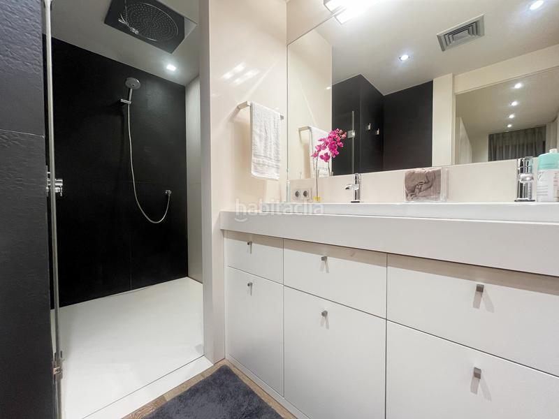 Foto df83b0e0-b672-429d-a0d8-8ee2c20006b3. Flat with heating parking in Eixample Nord Girona
