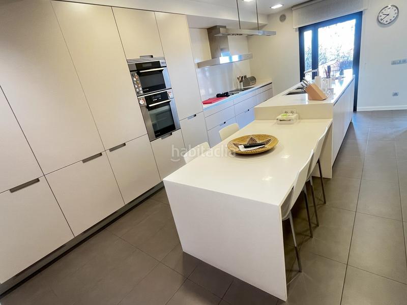 Foto e7b02f92-b59a-416e-8036-5f27441fdd99. Flat with heating parking in Eixample Nord Girona