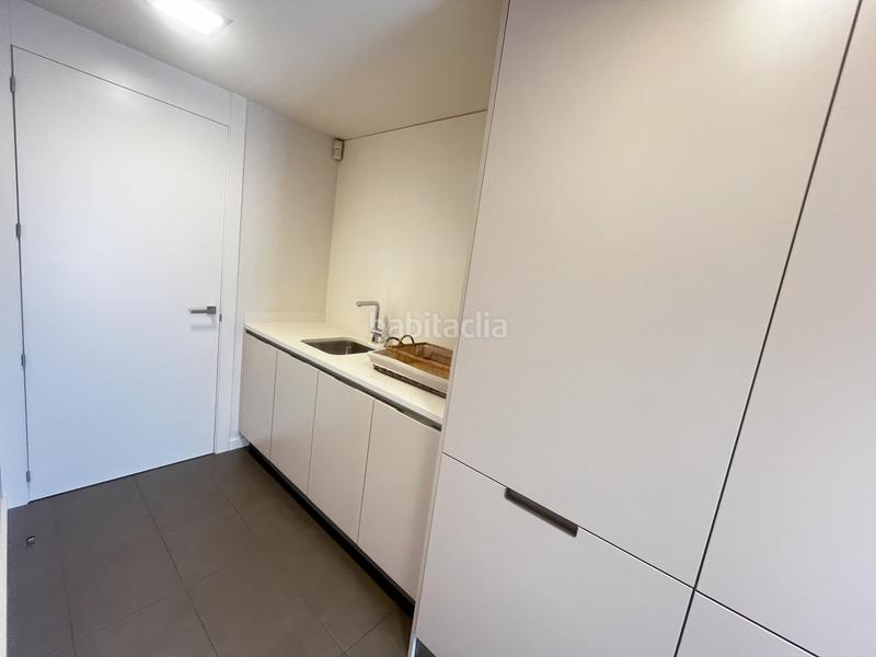 Foto feca85df-763c-4ef2-8947-7e72d03ba57b. Flat with heating parking in Eixample Nord Girona