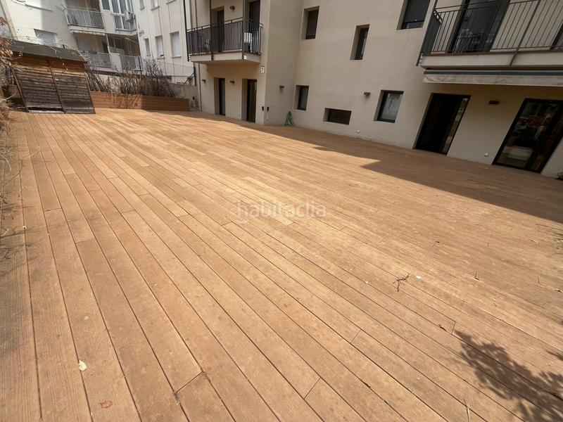 Foto 1a2a94d1-f7a7-4040-ab51-c71ee88c8347. Pis amb calefacció aparcament a Eixample Nord Girona
