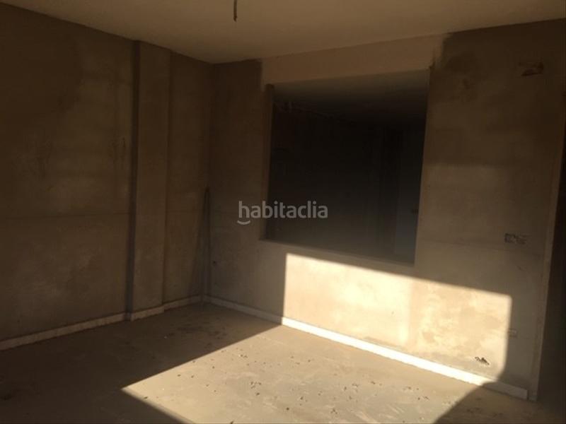 Foto d8e4fe7f-17fc-4dae-8a08-e2527a64169a. Edificio en Anglès