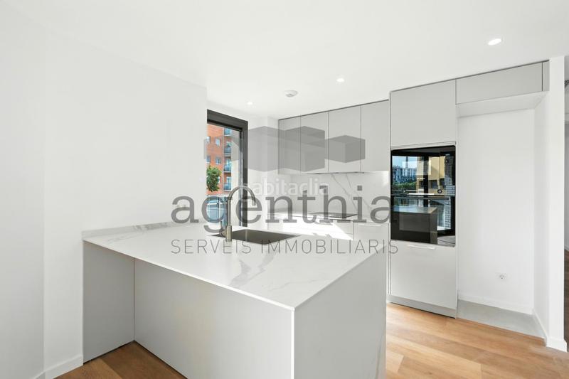 Foto 2313ebad-12f2-4e5c-a808-7237713ac098. Appartamento 102m<sup>2</sup> in carrer migdia 124 in Eixample Sud-Migdia Girona