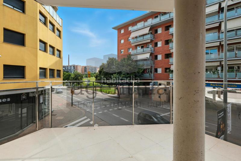 Foto 3307b60a-f4b7-48fd-839c-4fddd6310587. Appartamento 102m<sup>2</sup> in carrer migdia 124 in Eixample Sud-Migdia Girona