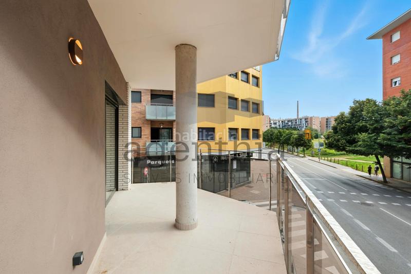 Foto 8a8cc683-3997-4484-8d3b-d4ffc8dfc729. Pis 102m<sup>2</sup> a carrer migdia 124 a Eixample Sud-Migdia Girona