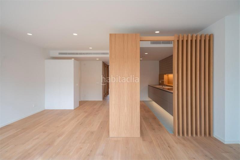 Foto af4622c5-baef-48bc-87f6-a840ed88c4f2. Appartamento 119m<sup>2</sup> in carrer migdia 63 in Eixample Sud-Migdia Girona