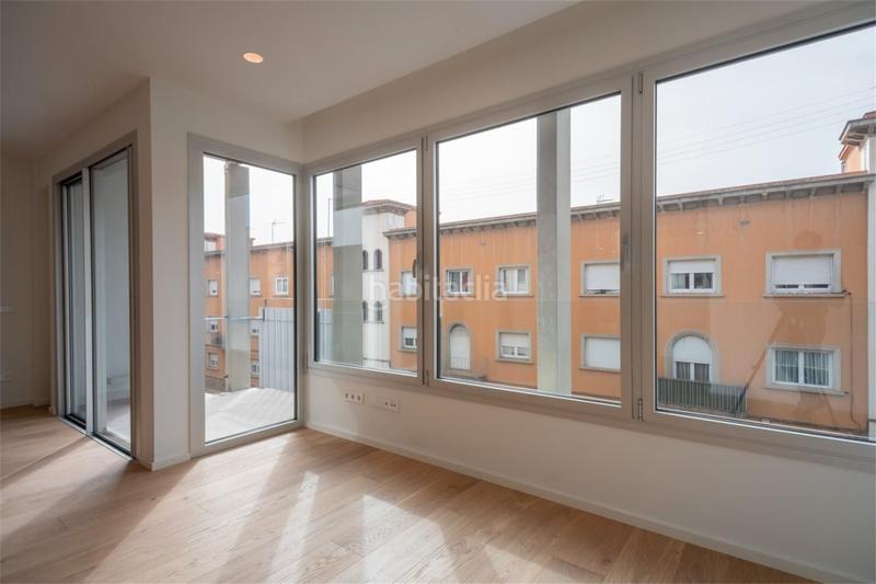 Foto dbaed85f-bc8b-427f-8aab-22821cb20a6a. Appartement 119m<sup>2</sup> dans carrer migdia 63 dans Eixample Sud-Migdia Girona