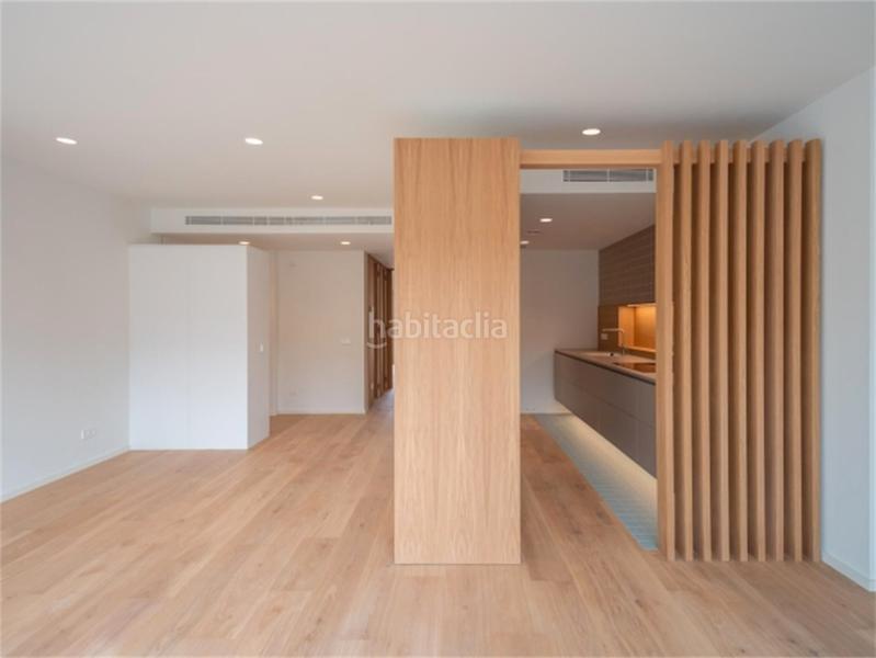 Foto 8a4a6175-8f17-47f7-8725-129882874630. Appartamento 119m<sup>2</sup> in carrer migdia 63 in Eixample Sud-Migdia Girona