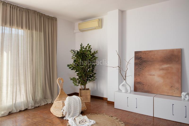 Foto 78747170-a815-412d-9c38-261a058e2b12. Attico con riscaldamento parcheggio in Eixample Nord Girona