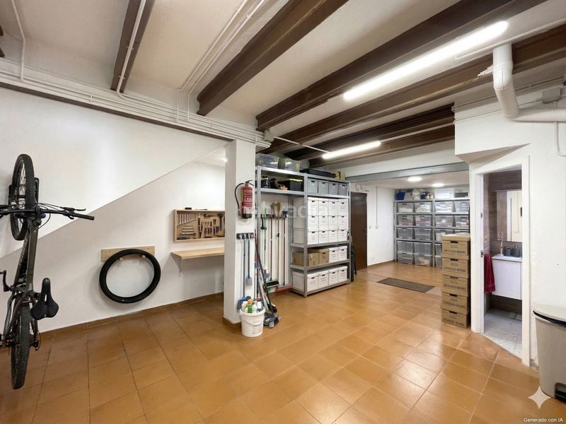 Foto 18f9e2fe-b54f-4548-a104-7cc5f99e499a. Casa adossada amb calefacció aparcament a Eixample Sant Feliu de Guíxols