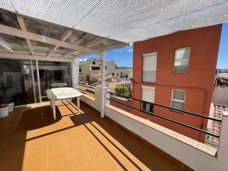 Foto 2c9c8ebc-a665-4ea9-a547-821a22744939. Casa adossada amb calefacció aparcament a Eixample Sant Feliu de Guíxols