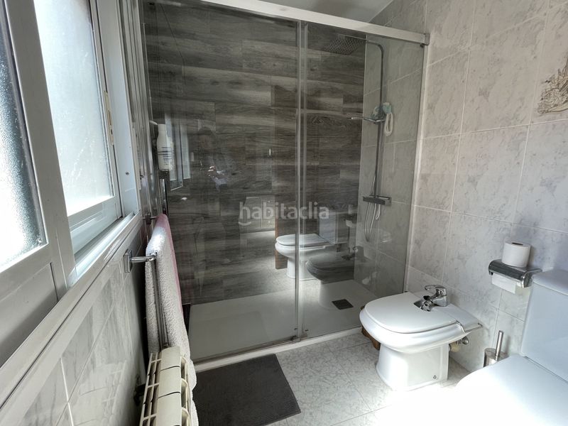 Foto 755a08f3-4c1d-4b40-9f9d-af71e7d137d6. Casa adossada amb calefacció aparcament a Eixample Sant Feliu de Guíxols